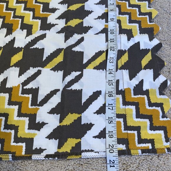 2 Vintage Handmade Pillowcases Standard Size Multicolor Southwestern Zig Zag Hem - Picture 6 of 6